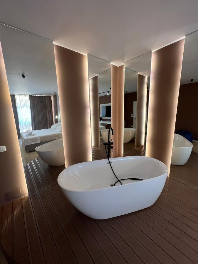 Capital Suites Center Tiranë Ngoại thất bức ảnh
