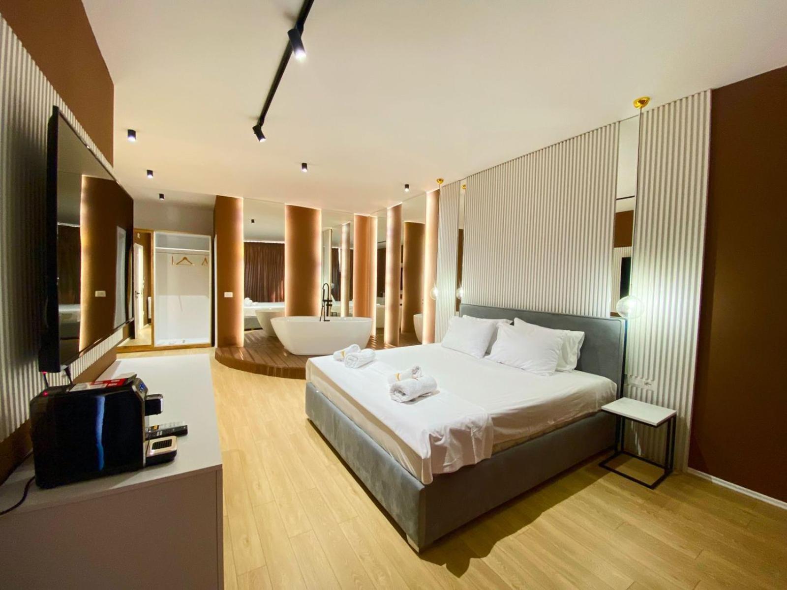 Capital Suites Center Tiranë Ngoại thất bức ảnh